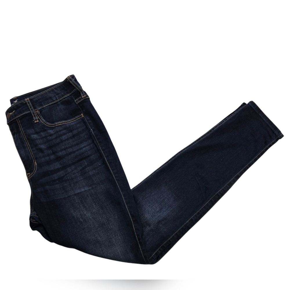 EUC Hollister Ultra High Rise Super Skinny Classic Stretch Sz 11R